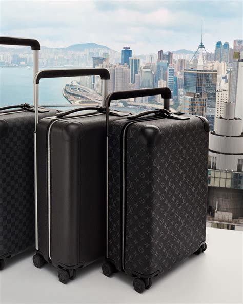 louis vuitton luggage sets black.